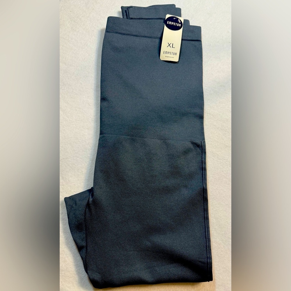 Empetua by Shapermint High Waisted lLeggings. Black. XL